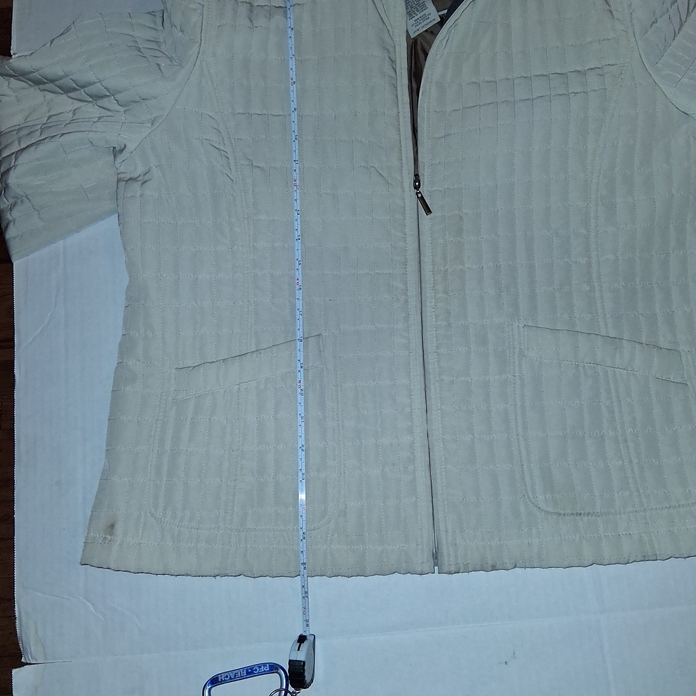White Stag Beige Quilted Puffer Jacket - Picture 6 of 6